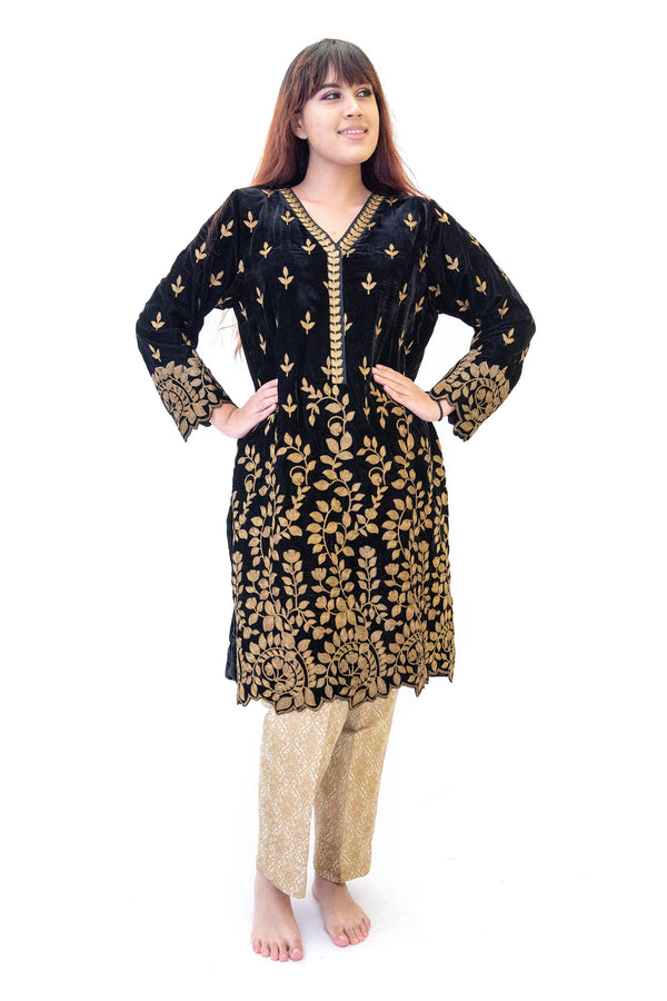 Black & Gold Velvet Salwar Kameez - IZNIK Suit - South Asian Fashion