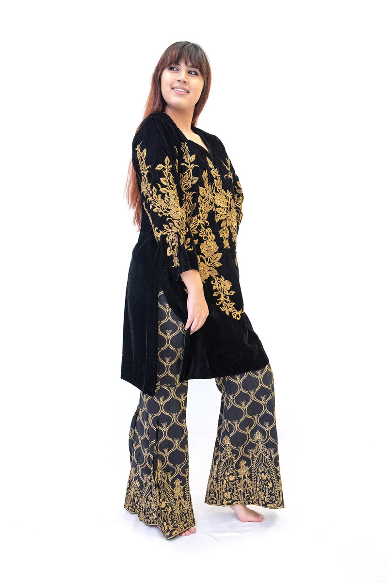 Black & Gold Velvet Salwar Kameez - Iznik Designer Suit