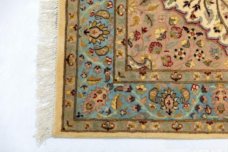 Pakistani Handmade Wool Rug with Motifs-Trendz & Traditionz Boutique