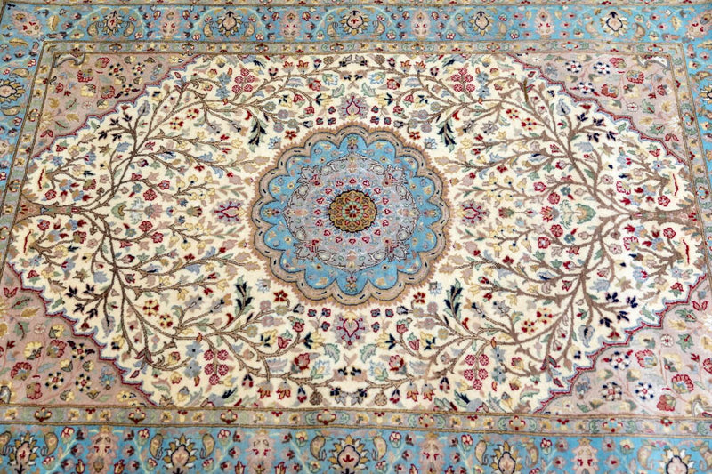 Pakistani Handmade Wool Rug with Motifs-Trendz & Traditionz Boutique