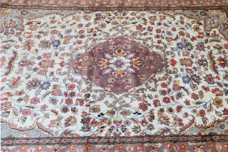 Pakistani Handmade Antique Silk Rug -Trendz & Traditionz Boutique
