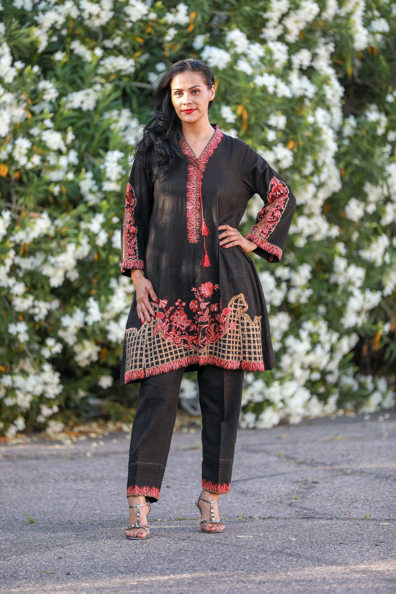 Black Floral Embroidered Chiffon Salwar Kameez Suit- Trendz & Traditionz Boutique 