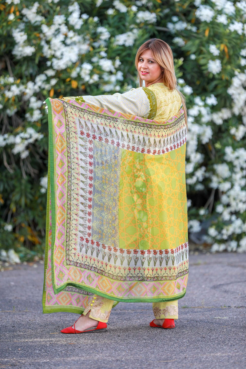 Green Cotton Suit-Salwar Kameez by Designer Sobia Nazir - Trendz & Traditionz Boutique 